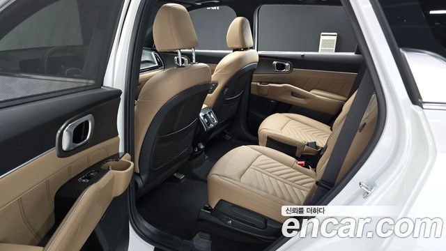 Kia Sorento (IV) HEV 1.6 2WD Signature 2024 — фото 15
