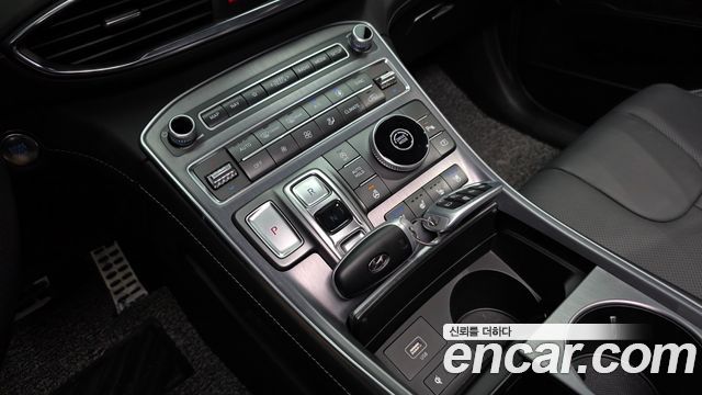 Hyundai Santa Fe Gasoline 2.5T 2WD Calligraphy 2023 — фото 9