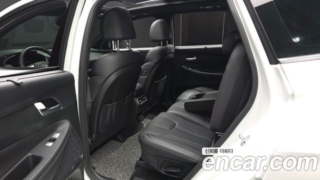 Hyundai Santa Fe Gasoline 2.5T 2WD Calligraphy 2023 — фото 11