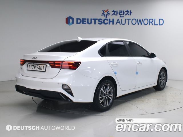 Kia K3 (II) 1.6 Prestige 2024 — фото 2