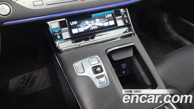 Hyundai Grandeur (IG) 3.0 LPi Rent Car Exclusive 2022 — фото 9