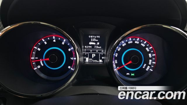 KG Mobility (SsangYong) Tivoli VX 2WD 2017 — фото 8