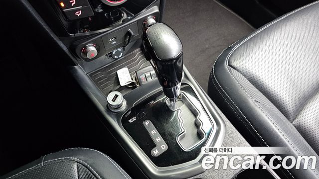 KG Mobility (SsangYong) Tivoli VX 2WD 2017 — фото 9