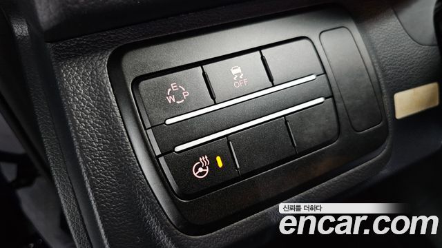 KG Mobility (SsangYong) Tivoli VX 2WD 2017 — фото 19