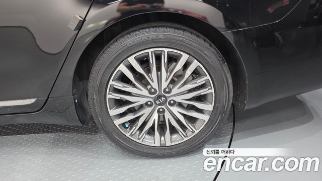 Kia K7 Premier 2.5 GDI Noblesse 2020 — фото 21