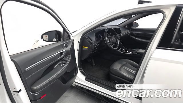 Hyundai Sonata (DN8) 2.0 LPG(Disabled Person) Premium 2020 — фото 10