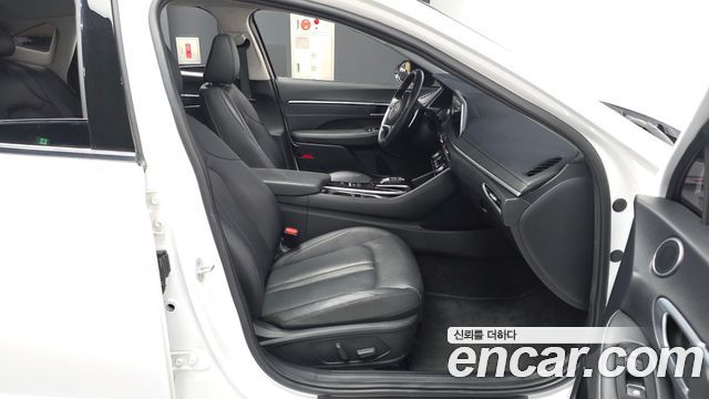 Hyundai Sonata (DN8) 2.0 LPG(Disabled Person) Premium 2020 — фото 11