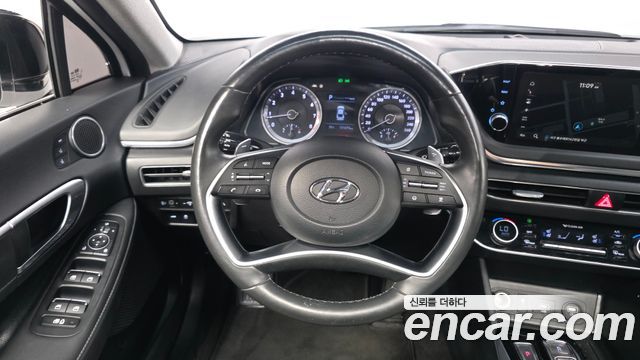 Hyundai Sonata (DN8) 2.0 LPG(Disabled Person) Premium 2020 — фото 13