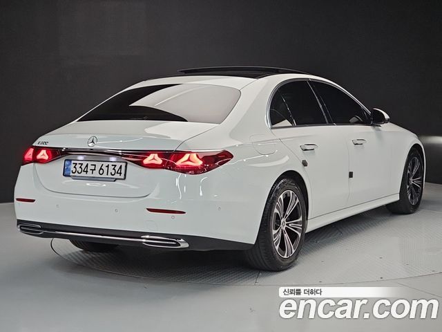Mercedes-Benz E-Class (W214) E200 Avantgarde 2025 — фото 4