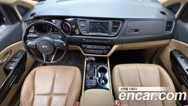 Kia Carnival 9-Seater Noblesse Special 2019 — фото 7