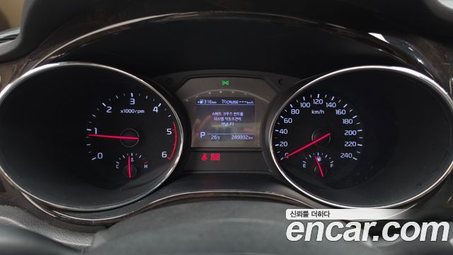 Kia Carnival 9-Seater Noblesse Special 2019 — фото 8