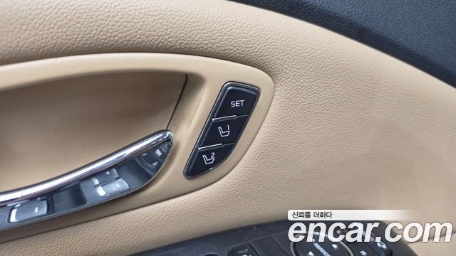 Kia Carnival 9-Seater Noblesse Special 2019 — фото 14