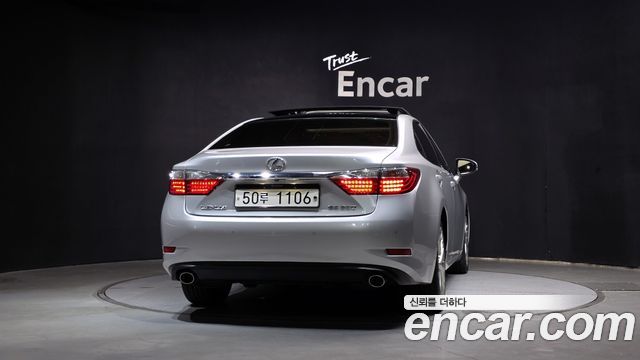 Lexus ES350 Executive XV60 2013 — фото 4