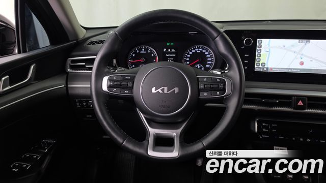 Kia K5 (III) 2.0 Prestige 2023 — фото 13