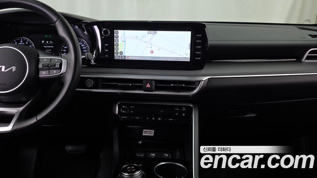 Kia K5 (III) 2.0 Prestige 2023 — фото 14
