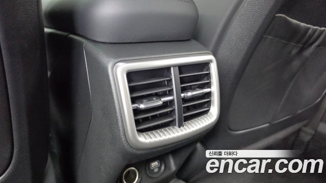 Kia K5 (III) 2.0 Prestige 2023 — фото 19