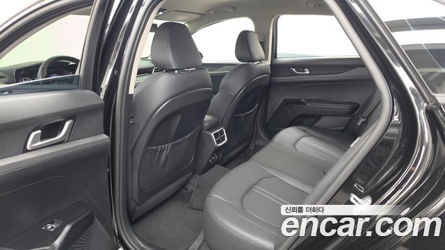 Kia K5 (III) 2.0 Prestige 2023 — фото 26