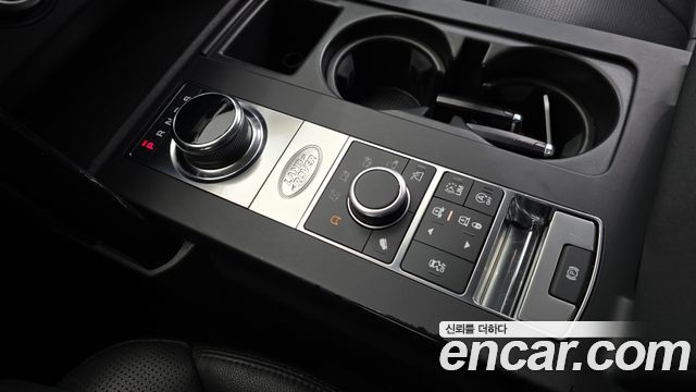 Land Rover Discovery 5 2.0 SD4 SE 2018 — фото 9