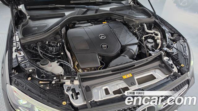 Mercedes-Benz GLC-Class (X254) GLC300 4MATIC AMG Line 2024 — фото 6