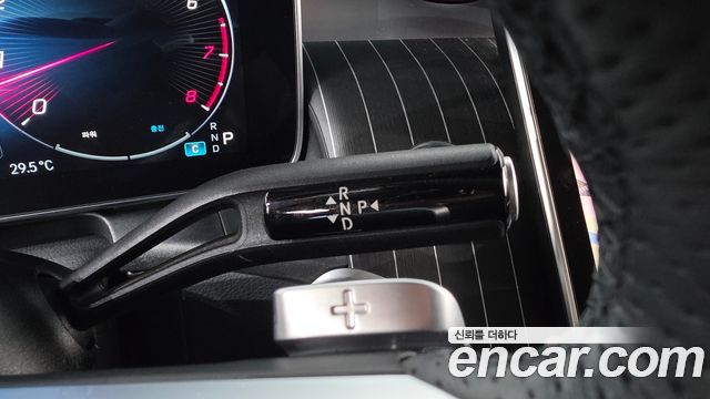 Mercedes-Benz GLC-Class (X254) GLC300 4MATIC AMG Line 2024 — фото 9