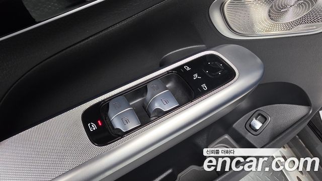 Mercedes-Benz GLC-Class (X254) GLC300 4MATIC AMG Line 2024 — фото 40