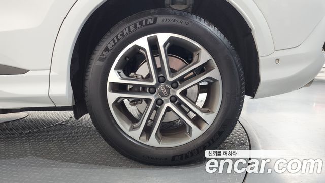 Audi Q5 (80A) 40 TFSI Quiattro Advanced 2025 — фото 21