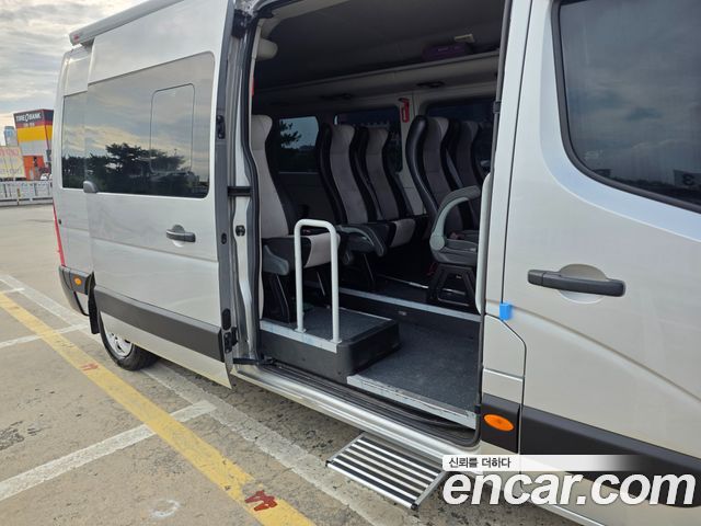 Renault Korea Master 2.3 13-Seater 2020 — фото 6