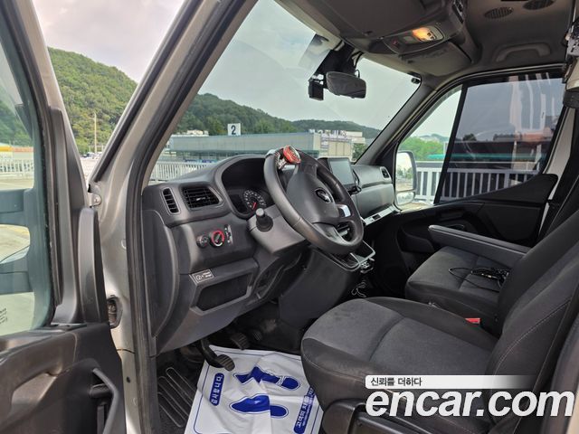 Renault Korea Master 2.3 13-Seater 2020 — фото 15