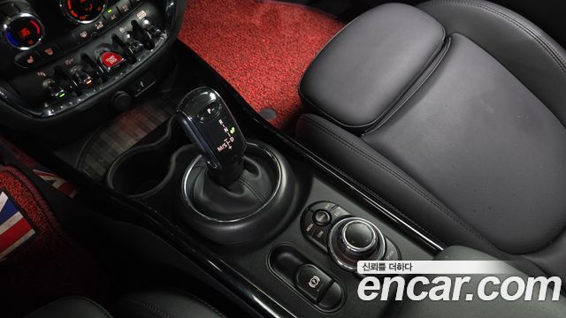 MINI Cooper Clubman Classic 2nd 2024 — фото 9