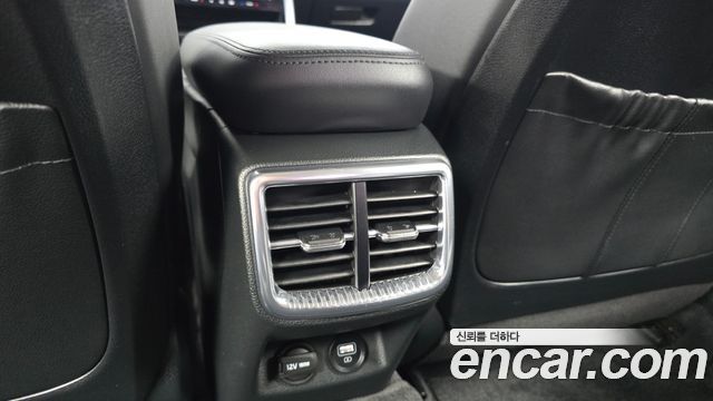 Kia K5 (III) 2.0 Noblesse 2022 — фото 23