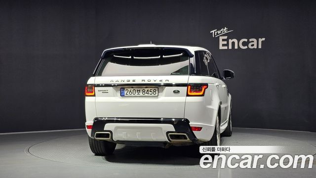 Land Rover Range Rover Sport (II) 3.0 SDV6 HSE Dynamic 2018 — фото 4