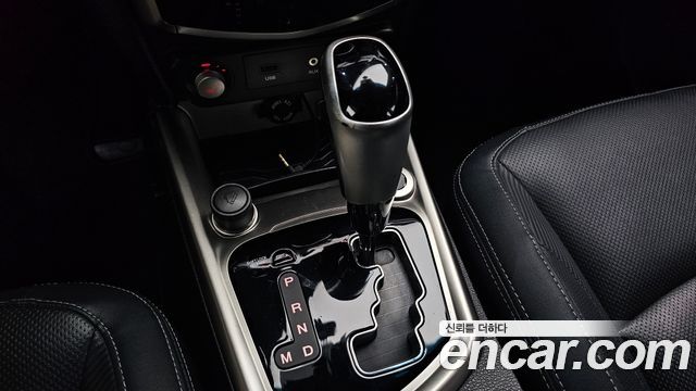 KG Mobility (SsangYong) Tivoli VX 2WD 2016 — фото 9