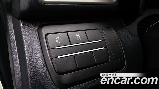 KG Mobility (SsangYong) Tivoli VX 2WD 2016 — фото 18