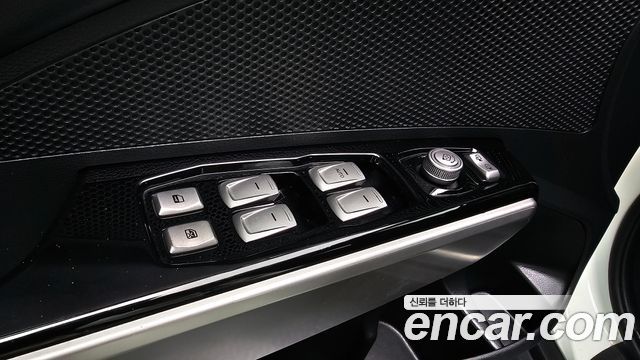 KG Mobility (SsangYong) Tivoli VX 2WD 2016 — фото 28