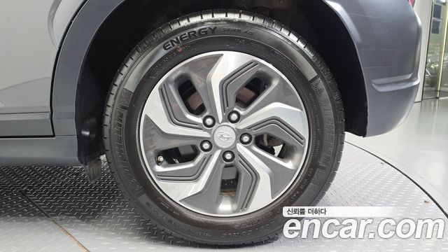 Hyundai Kona Hybrid Modern 2023 — фото 21