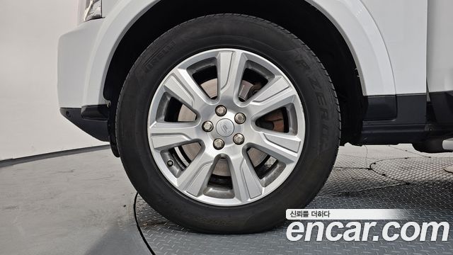 Land Rover Discovery 4 3.0 SDV6 SE 2016 — фото 5