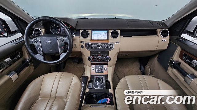 Land Rover Discovery 4 3.0 SDV6 SE 2016 — фото 7