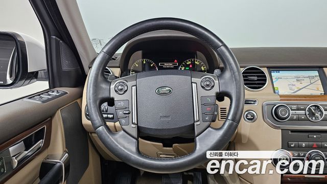 Land Rover Discovery 4 3.0 SDV6 SE 2016 — фото 17