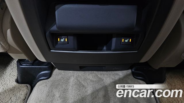 Land Rover Discovery 4 3.0 SDV6 SE 2016 — фото 21