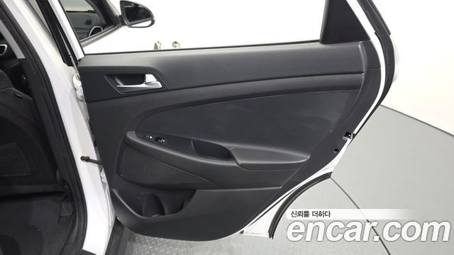 Hyundai Tucson Diesel 1.6 2WD Premium 2019 — фото 25