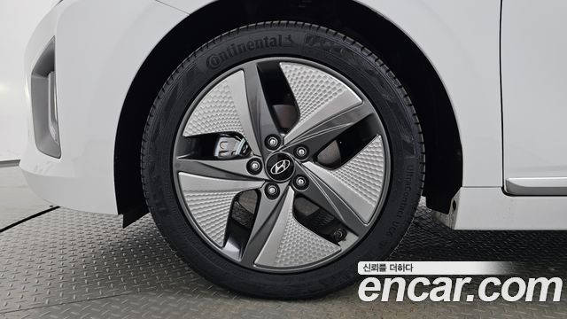 Hyundai Ioniq Hybrid 1.6 HEV Q 2020 — фото 5