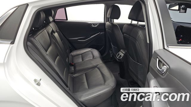 Hyundai Ioniq Hybrid 1.6 HEV Q 2020 — фото 16
