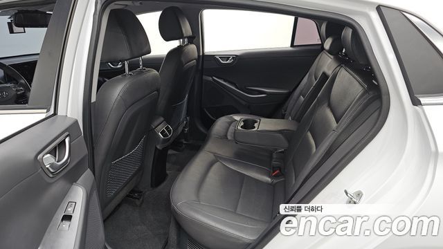 Hyundai Ioniq Hybrid 1.6 HEV Q 2020 — фото 32