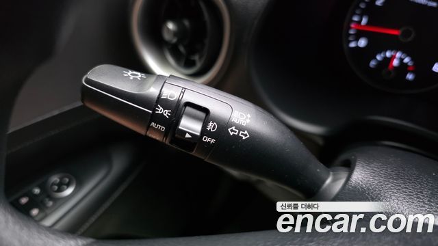 Kia K3 Trendy 2020 — фото 28