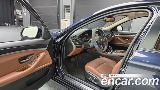 BMW 5 Series (F10) 520d M Aero Dynamic 2016 — фото 10