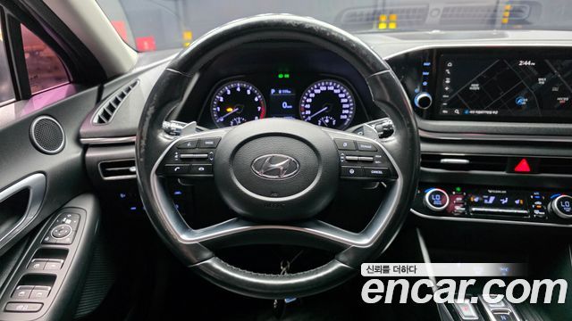 Hyundai Sonata (DN8) 2.0 Premium 2020 — фото 13