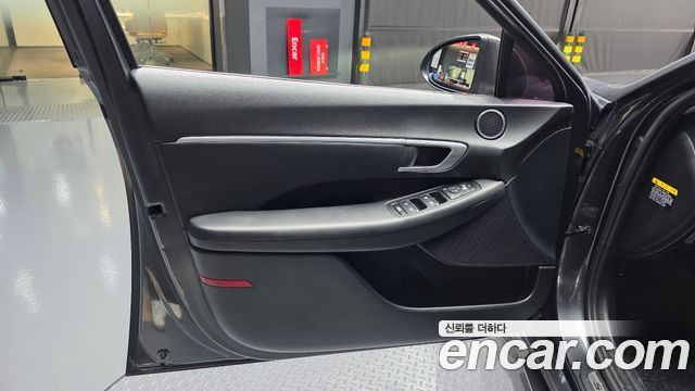 Hyundai Sonata (DN8) 2.0 Premium 2020 — фото 24