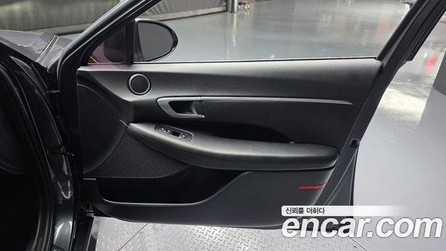 Hyundai Sonata (DN8) 2.0 Premium 2020 — фото 25