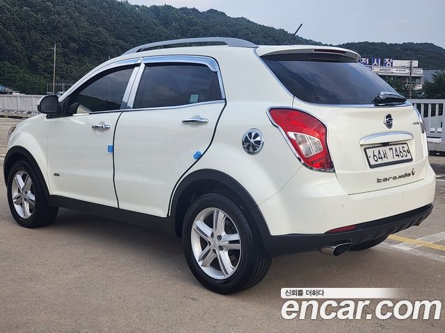KG Mobility (SsangYong) Korando C 2.0 CVT 4WD Deluxe 2014 — фото 7
