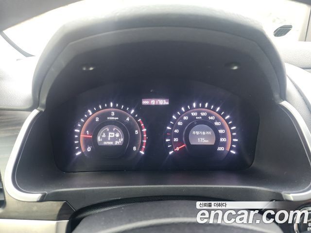 KG Mobility (SsangYong) Korando C 2.0 CVT 4WD Deluxe 2014 — фото 8